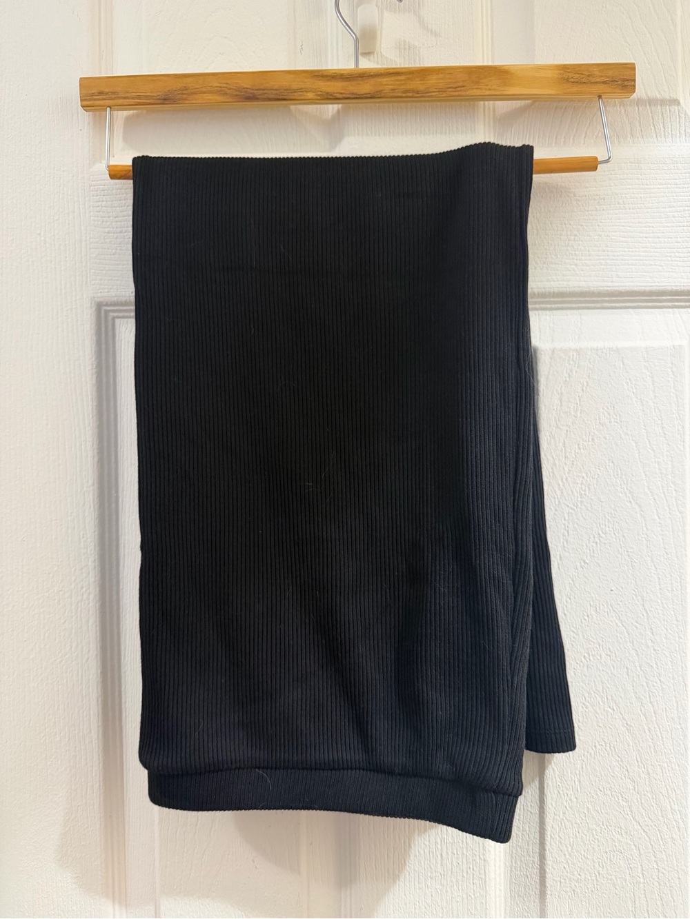 Old Navy Black Maxi Skirt - Ribbed Knit